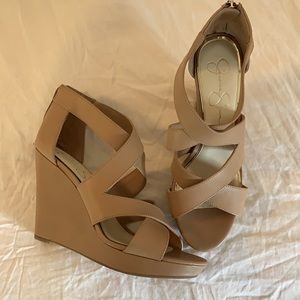 Nude wedges